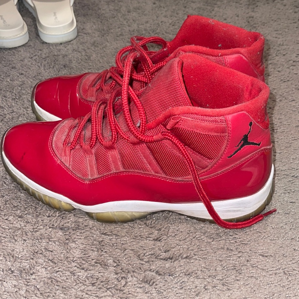 Men’s Jordan sneakers